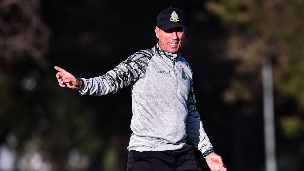 مدرب الجيش الملكي يوضح استراتيجيته نحو الفوز في ربع النهائي