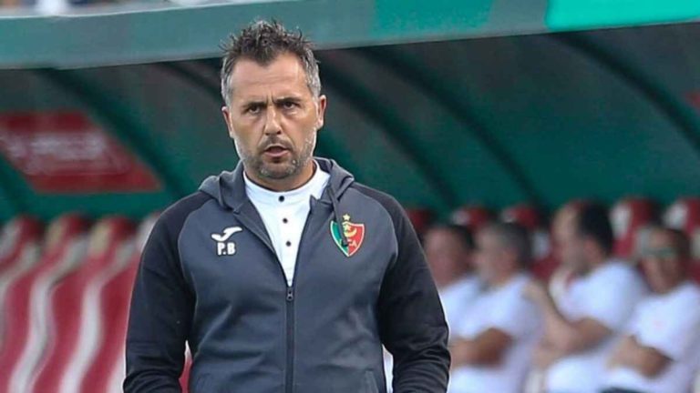 خلافات حول بنود العقد تؤجل توقيع بوميل للترجي التونسي