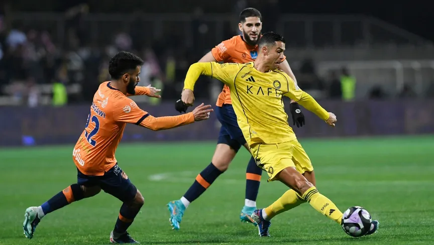 النصر يحول تأخره إلى فوز مثير على الفيحاء في دوري روشن