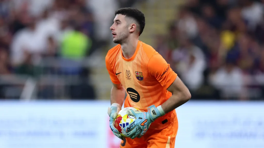 حارس برشلونة يتسبب بهدف كوميدي في هزيمة فريقه أمام أتلتيكو