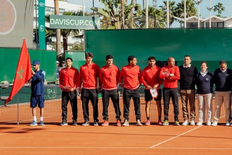 كولومبيا تفوز على المغرب في مواجهة مثيرة بكأس ديفيس للتنس
