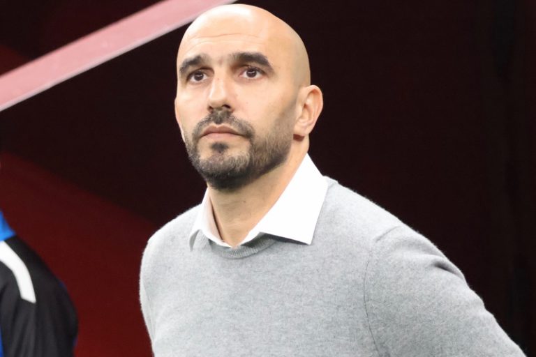 الركراكي يُعيد ترتيب أوراق المنتخب المغربي استعدادًا لمعسكر مارس