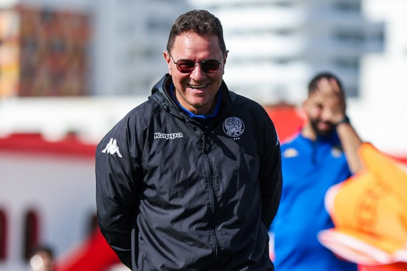 بنهاشم يشيد بروح الوداد بعد التأهل متصدرًا الكونفدرالية