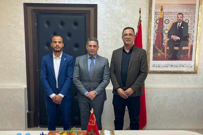 والي سوس ماسة يبحث مع أولمبيك الدشيرة دعم مساره الرياضي