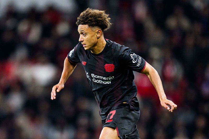 مدرب ليفركوزن يوضح سبب غياب بن صغير عن التشكيلة الأساسية