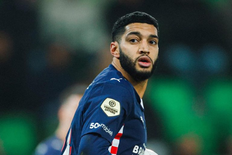 صيباري يقود أيندهوفن لفوز ثمين في الدوري الهولندي بهدف وصناعة