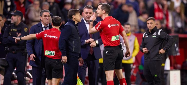 إيقاف مدرب إشبيلية ماتياس ألميدا 7 مباريات في الدوري الإسباني!