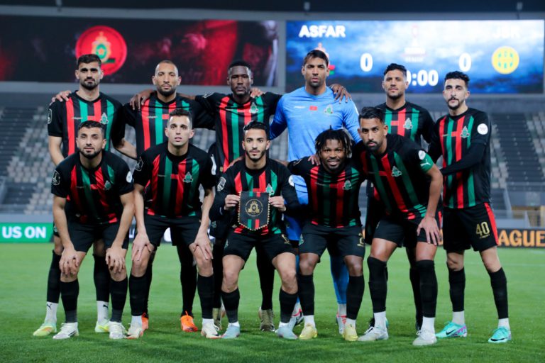 الجيش الملكي يعلن تشكيلته لمواجهة النادي المكناسي في البطولة