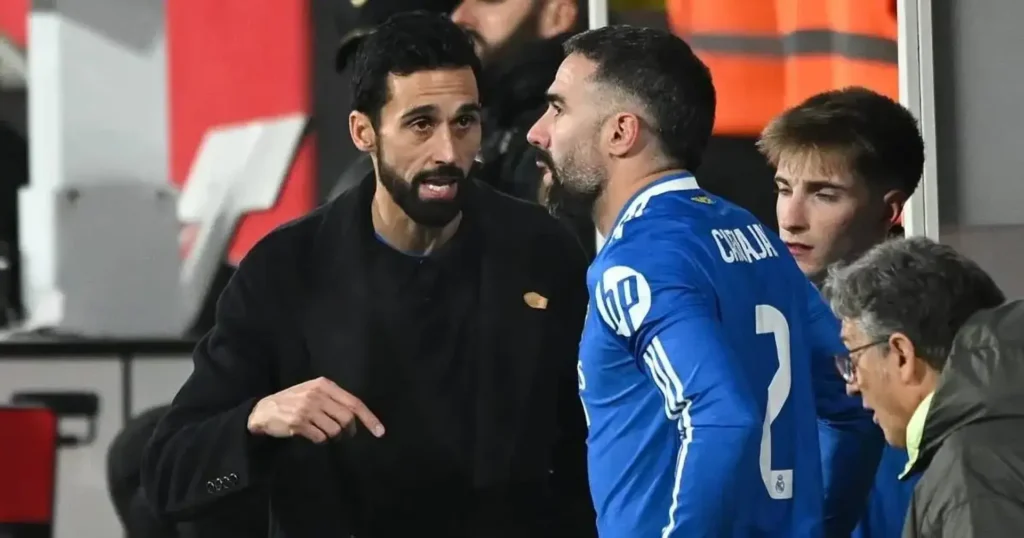 غضب كارفاخال يشتعل بعد تجاهل أربيلوا في ريال مدريد