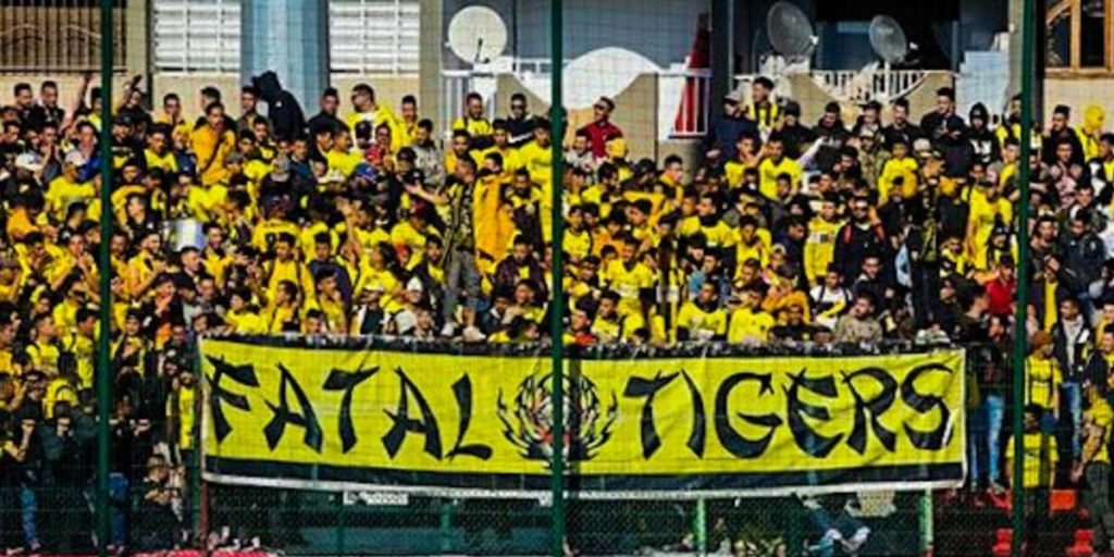 "فاتال تايغرز" تقاطع مباراة المغرب الفاسي بسبب أزمة التذاكر