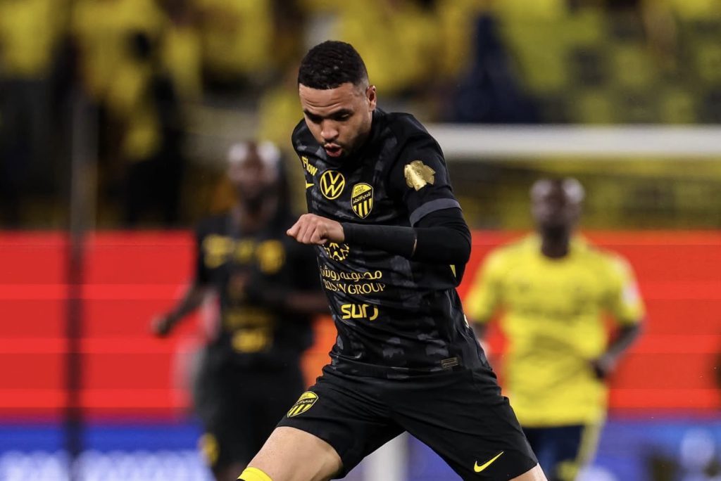 النصيري يظهر بمستوى متواضع في أول مباراة مع الاتحاد أمام النصر