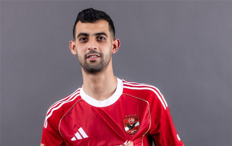 بلعمري يظهر في حسابات الأهلي مجددًا.. تغيير مرتقب في مركزه