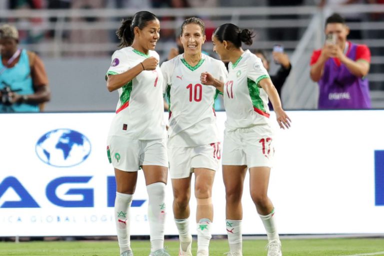 "اللبؤات" المغربيات يدخلن مرحلة الحسم استعدادًا للأمم الأفريقية