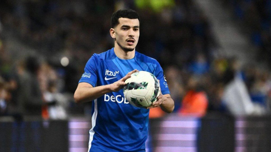 الواحدي يقود جينك للفوز على فرايبورغ في الدوري الأوروبي