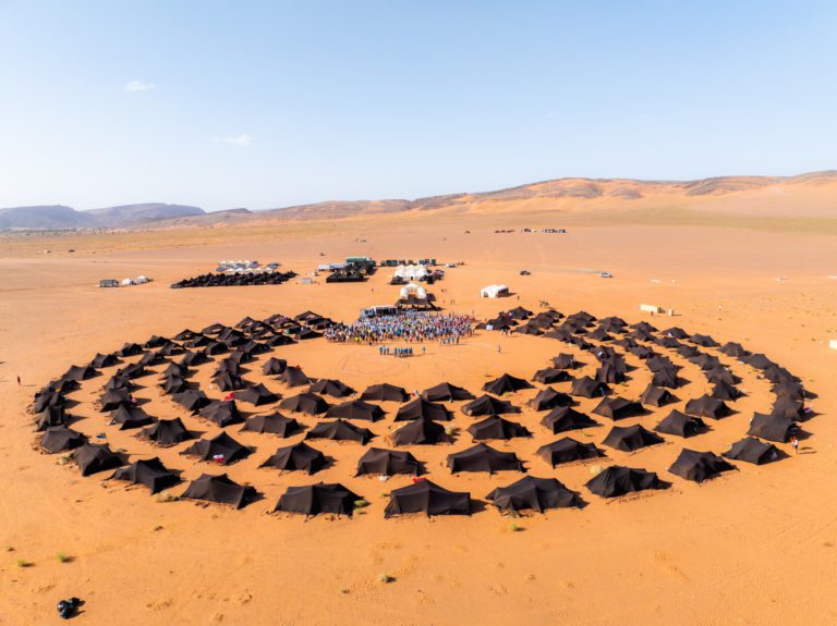 ماراطون الرمال 2026: مشاركة قياسية في نسخة تاريخية بالمغرب