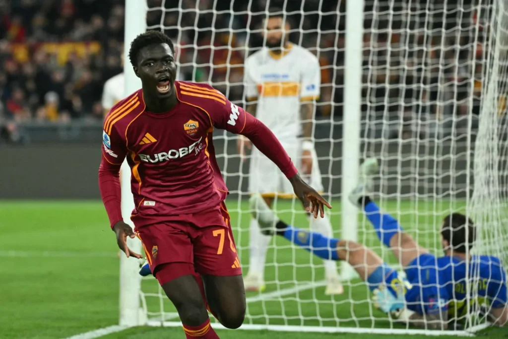 روما يعود للانتصارات بصعوبة ويهزم ليتشي في الدوري الإيطالي