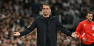 إشبيلية يعيّن غارسيا بلازا لإنقاذ الموسم وتفادي شبح الهبوط