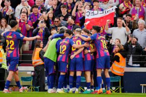 برشلونة يكتسح إشبيلية بخماسية ويعزز صدارة الدوري الإسباني