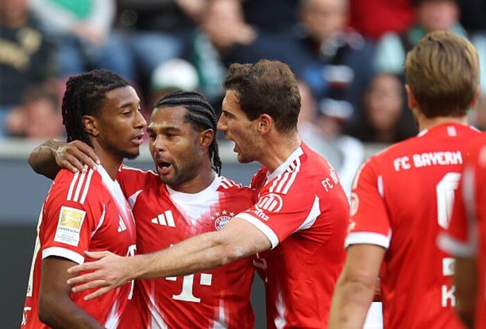 بايرن ميونيخ يسحق أتالانتا ويصطدم بريال مدريد في ربع النهائي
