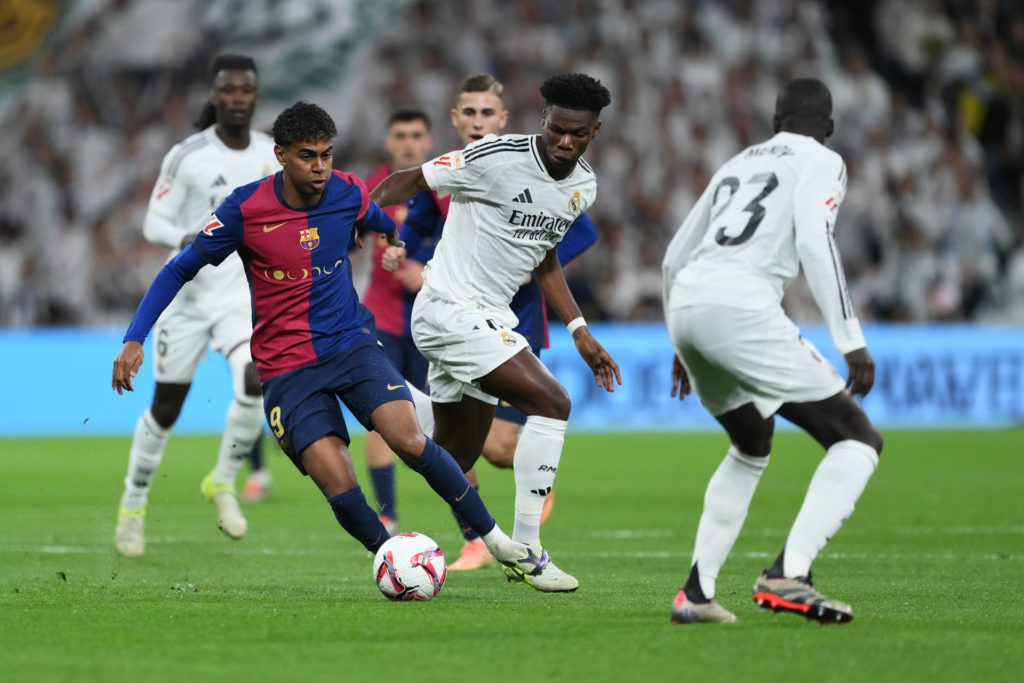 تحديد موعد كلاسيكو الإياب بين برشلونة وريال مدريد في الدوري