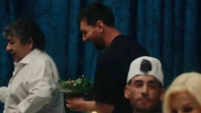 ميسي يفاجئ الجمهور بظهوره في فيديو كليب مع مغنية أرجنتينية
