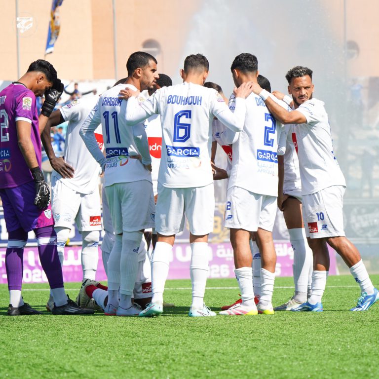 أمل تزنيت ينافس على الصعود: حلم المدينة الصغيرة يقترب