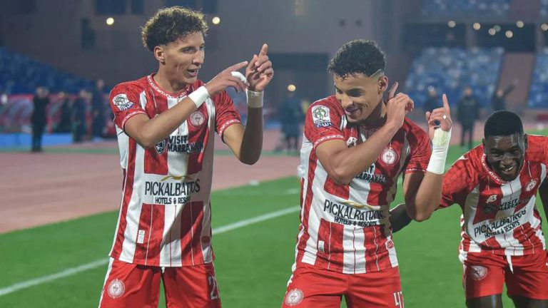 الكوكب المراكشي يتغلب على حسنية أكادير ويصعد في الترتيب