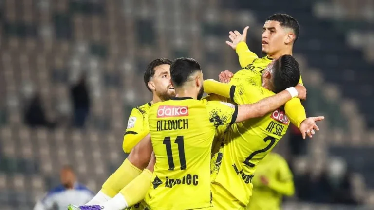 المغرب الفاسي ينتقد قرارات "العصبة" ويطالب بتكافؤ الفرص