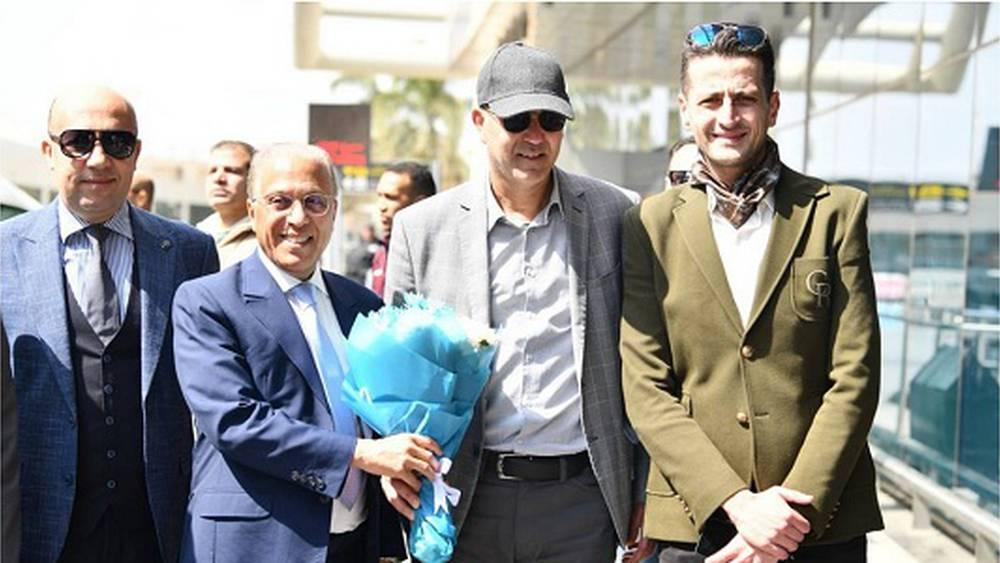 الجيش الملكي يحل بالقاهرة استعدادًا لمواجهة بيراميدز الحاسمة