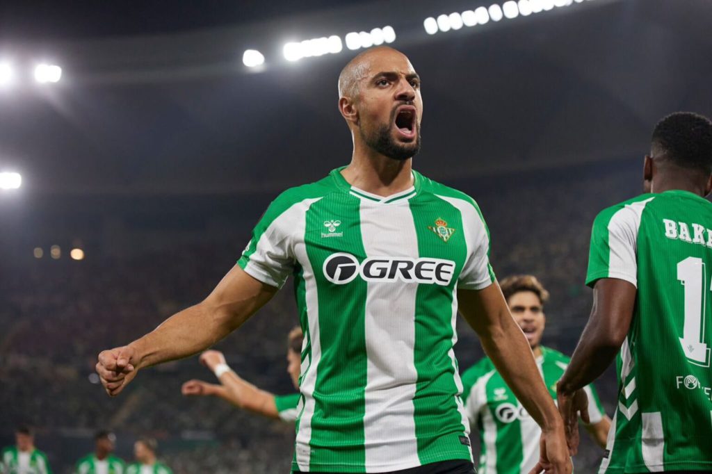 أمرابط والزلزولي يقودان ريال بيتيس لفوزٍ مقنع.