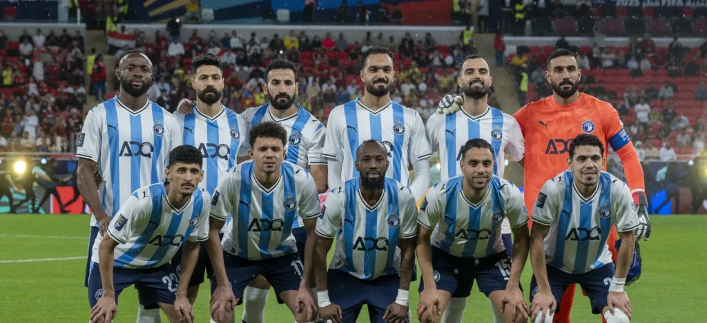 فيستون مايلي وأحمد عاطف يقودان هجوم بيراميدز أمام الجيش الملكي