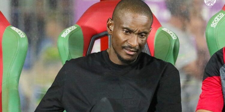 رولاني موكوينا يقود الاتحاد الليبي بعد تجربته مع مولودية الجزائر