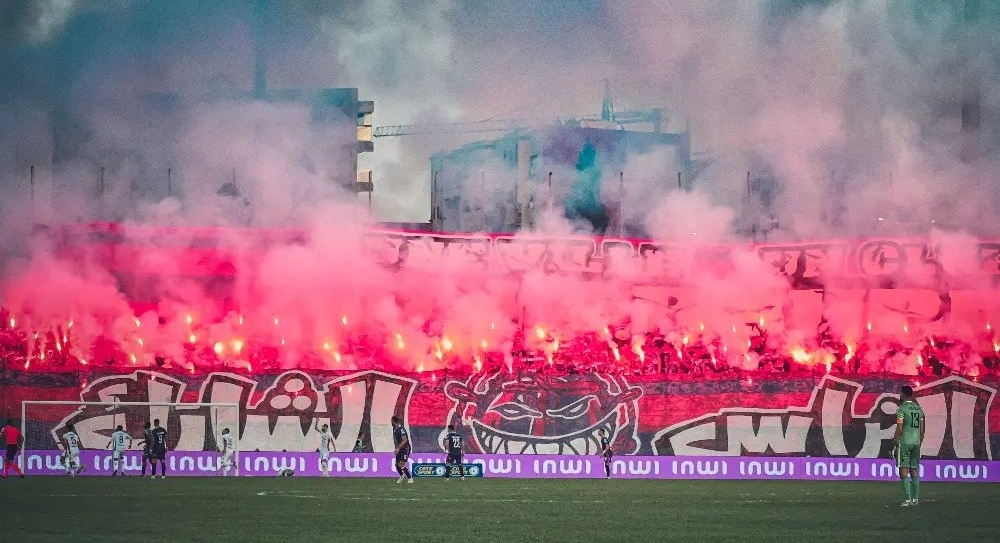 الوداد يخصص 5 آلاف تذكرة لجمهور أولمبيك آسفي في ربع نهائي الكاف