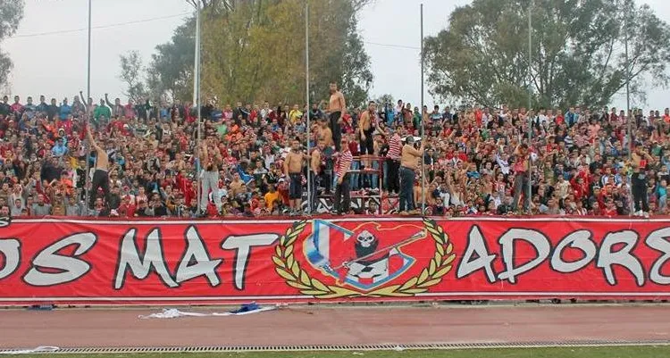 "لوس ماتادوريس" التطواني ينتقد قرار إدارة النادي بشأن التذاكر