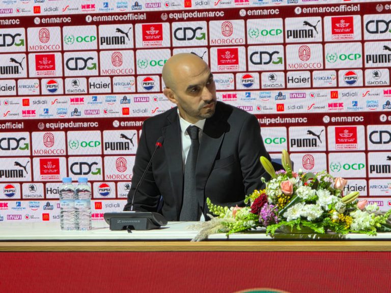 الركراكي يغادر مؤتمر تقديم وهبي مدربًا للمنتخب المغربي فجأة