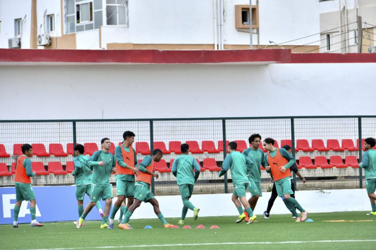 أشبال الأطلس يختتمون استعداداتهم لمواجهة تونس في بطولة شمال إفريقيا