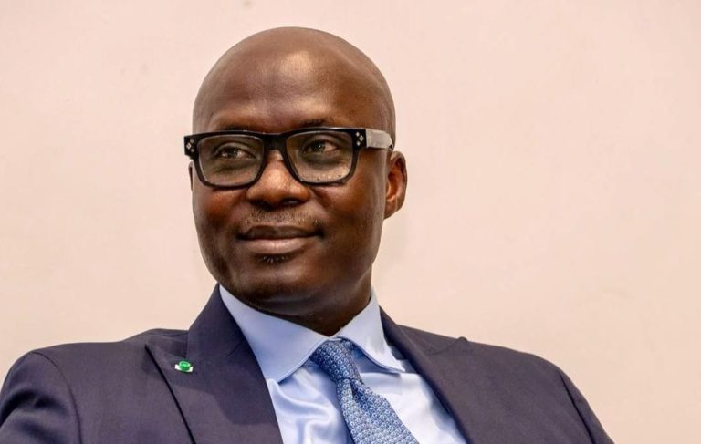 رئيس الاتحاد السنغالي: ملتزمون بقرارات "الكاف" ونتحلى بالروح الرياضية