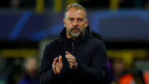 هانزي فليك يحصد جائزة مدرب الشهر في الدوري الإسباني