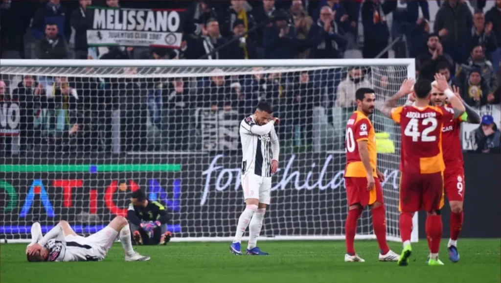 عقوبات "يويفا" تضرب غلطة سراي قبل مواجهة ليفربول الحاسمة