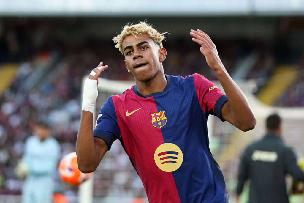 غياب لامين يامال عن تدريبات برشلونة يثير قلق الجماهير