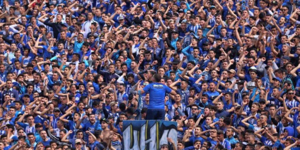 اتحاد طنجة يعود إلى مدربه السابق عبد الحق بنشيخة