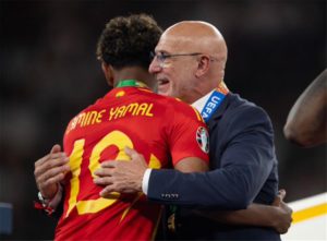 غياب يامال عن تدريبات إسبانيا يثير القلق قبل مواجهة مصر الودية