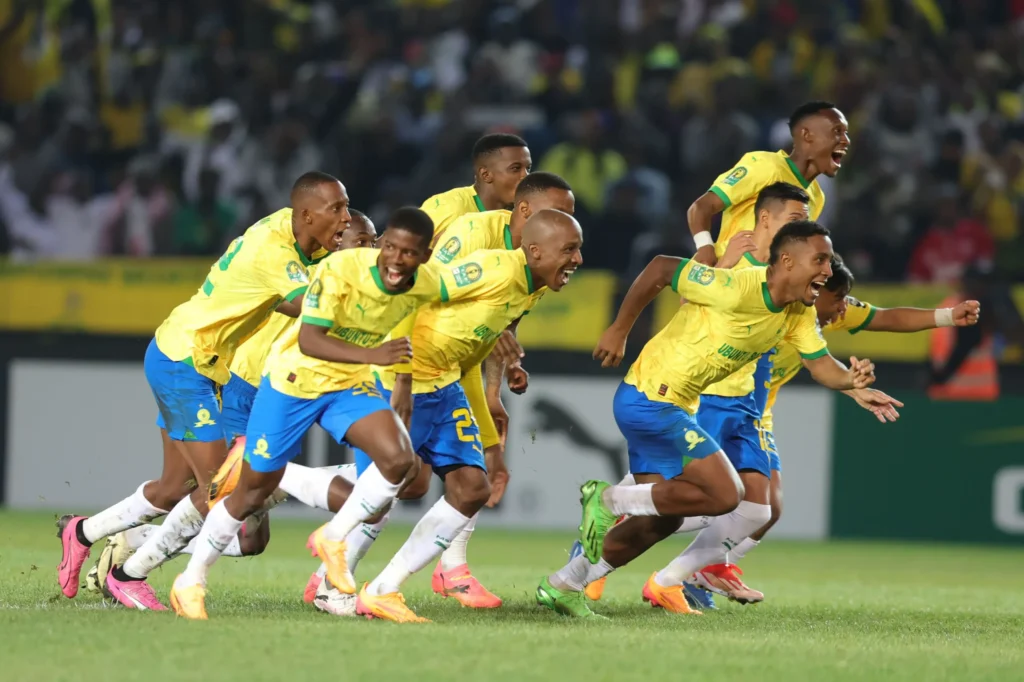 صنداونز يتخطى عقبة الملعب المالي ويضرب موعدًا مع الترجي التونسي