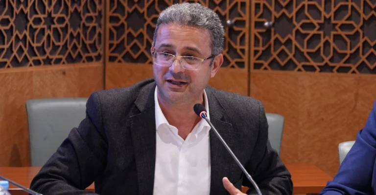 اليازغي يرد بقوة على صحفي مصري "مستفز" ويدافع عن دور المغرب