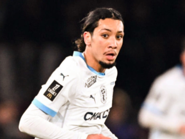 فياريال الإسباني يقترب من ضم لاعب مارسيليا بلال نادر