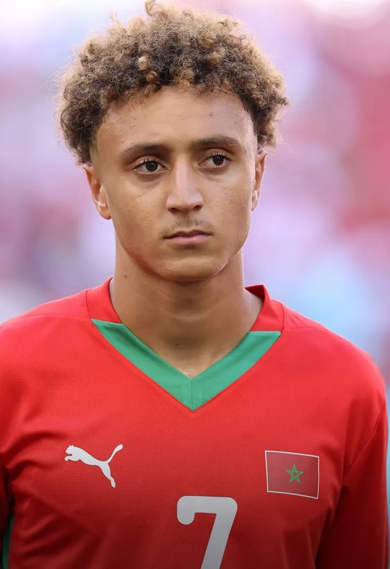 إلياس بنصغير يعتذر لجماهير المغرب ويوضح موقفه من الجدل