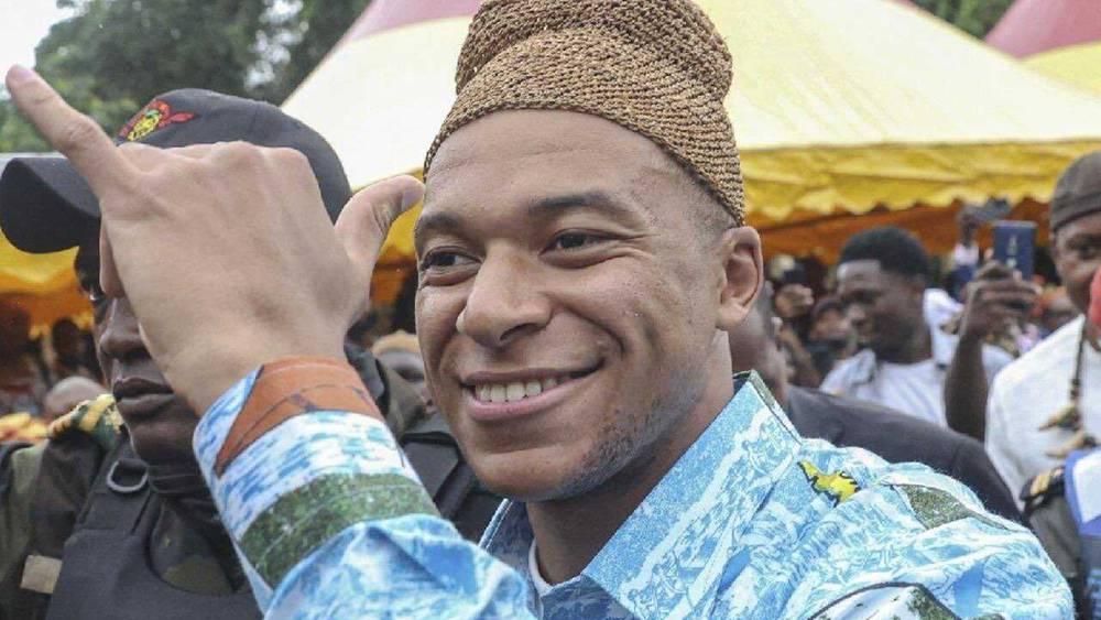 مبابي: لو لم أكن فرنسيًا لفضّلت الكاميرون على الجزائر