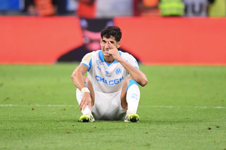 مدرب مارسيليا: نايف أكرد يواصل التأهيل.. ويغيب عن مواجهة موناكو