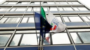 غضب جماهيري إيطالي يتصاعد.. تخريب مقر الاتحاد بعد الإقصاء المونديالي